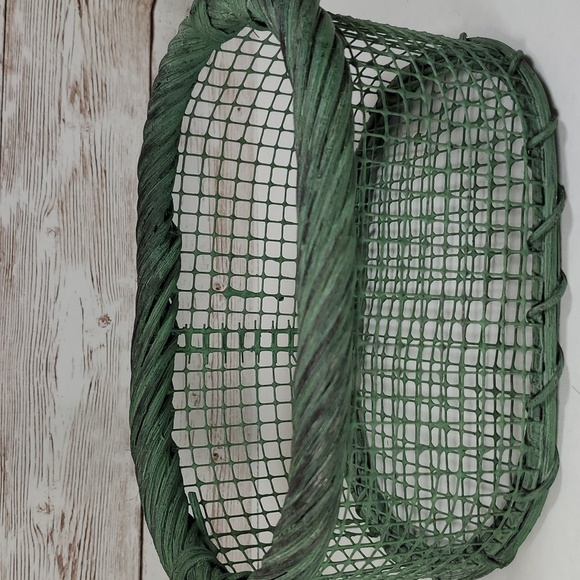 Set of 2 Vintage Wicker Metal Basket - Picture 6 of 15